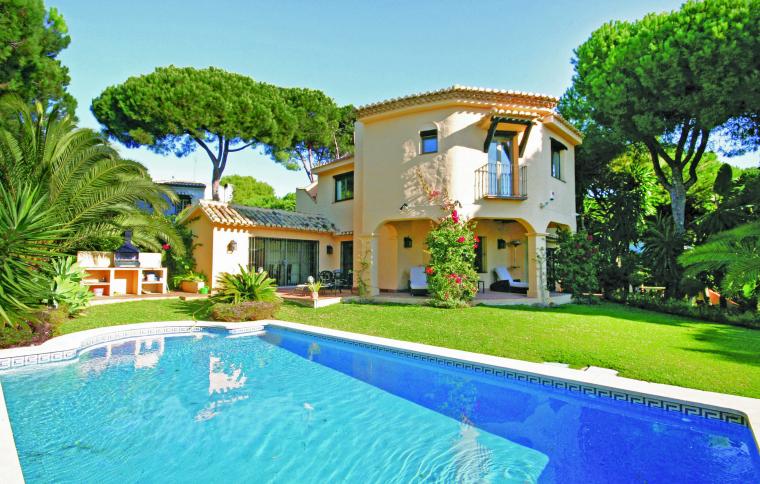 Feriehus med pool Spanien