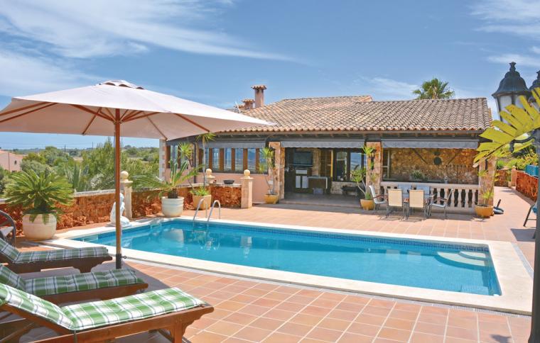 Feriehus med pool på Mallorca