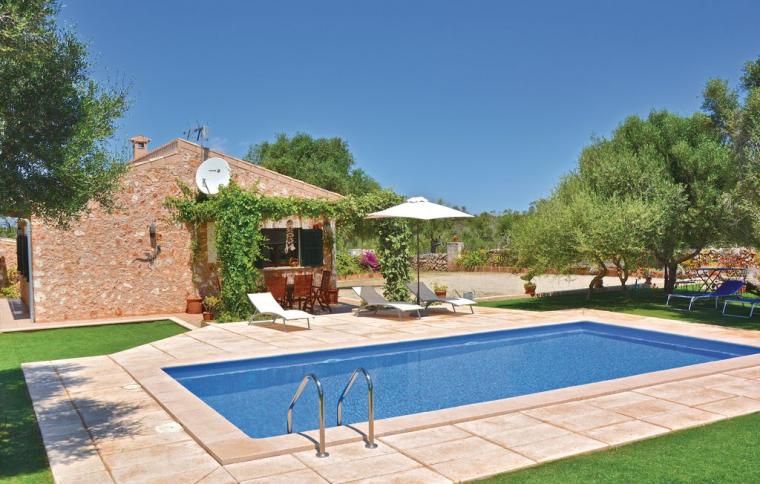 Feriehus med pool Santa Margalida