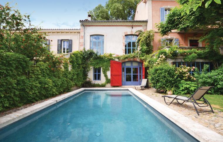 Feriehus med pool i Avignon