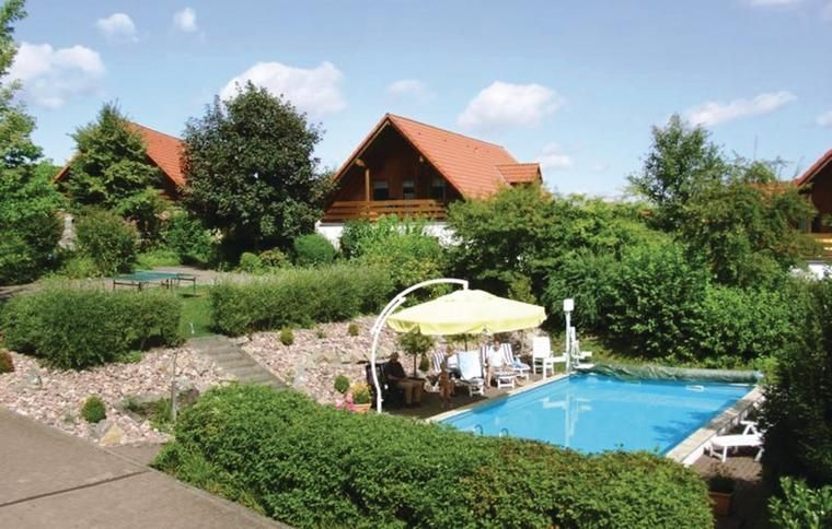 feriehuse med pool