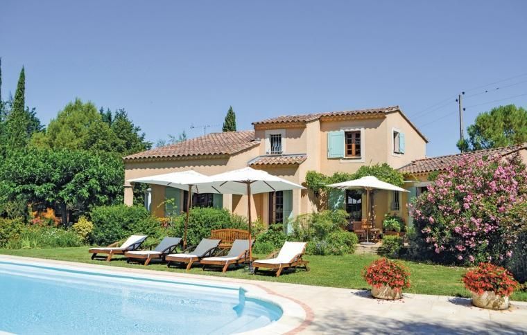 Feriehus i Provence med pool