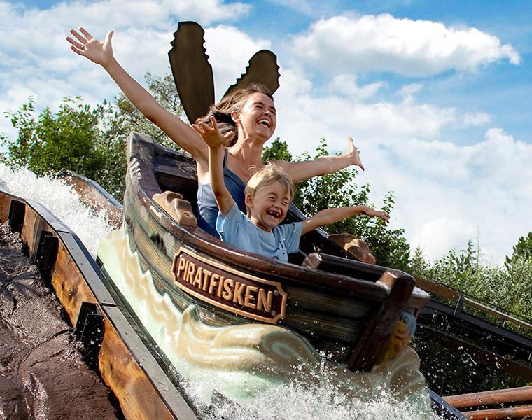 Besøg Djurs Sommerland når I holder ferie i Skæring
