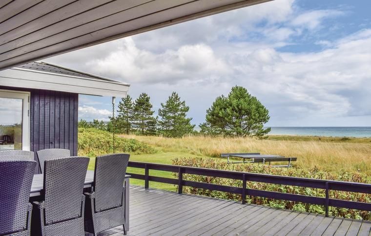 Sommerhus ved Dråby med udsigt