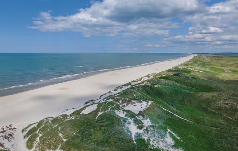 Sommerhus ved Houvig Strand