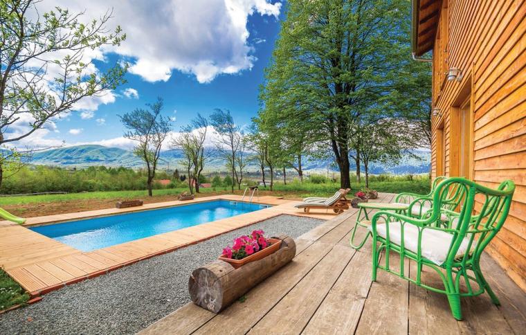 Feriehus i central Kroatien med pool