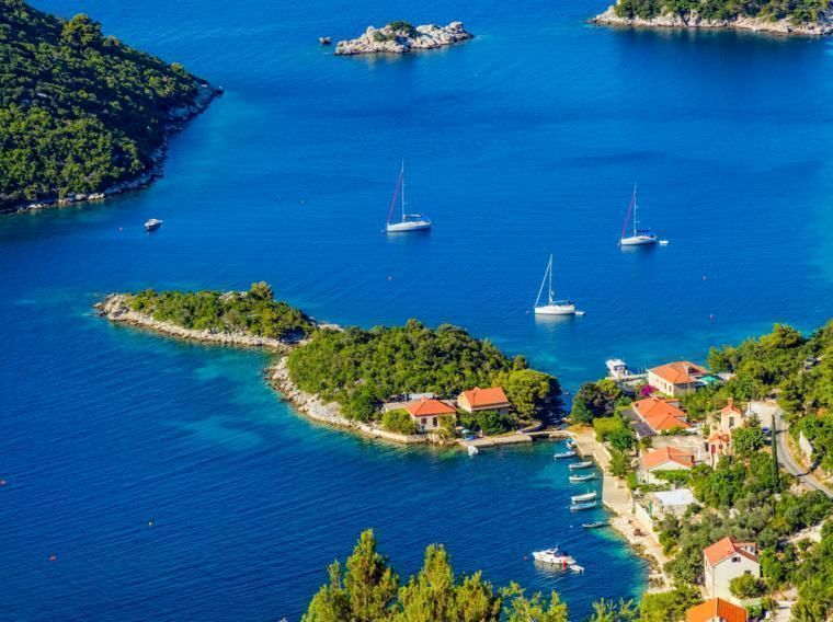 Lej feriehus på Mljet