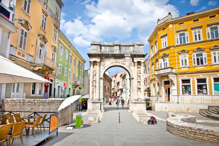 Aktiviteter i Pula