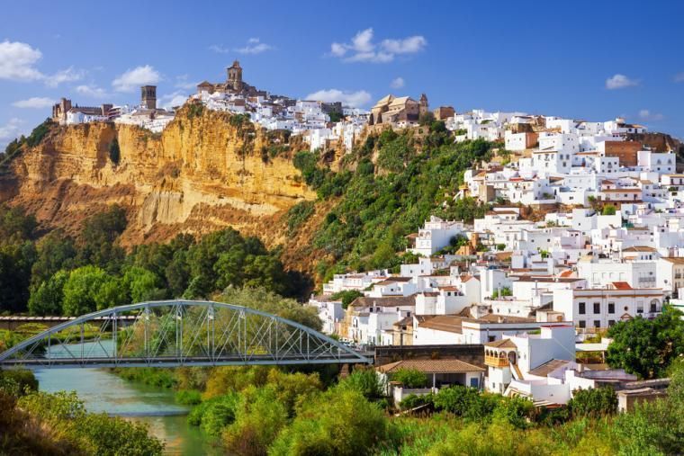 Ferieboliger i Casares hos NOVASOL