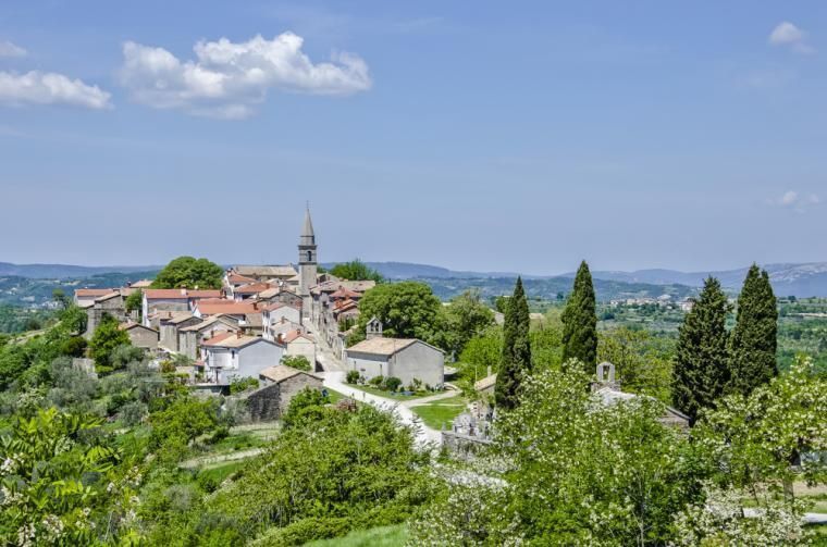 Feriehuse i Buzet